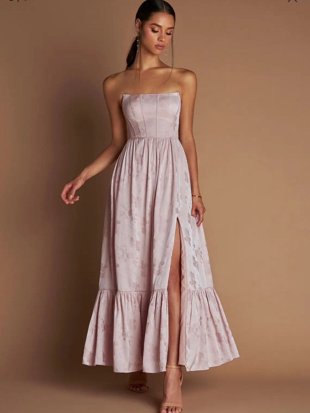 Azazie Floria in Soft Pink - Picture 3 of 7